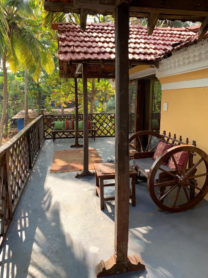 Casa Candolim Beach Front ภายนอก รูปภาพ