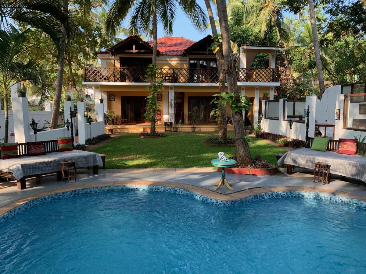 Casa Candolim Beach Front ภายนอก รูปภาพ