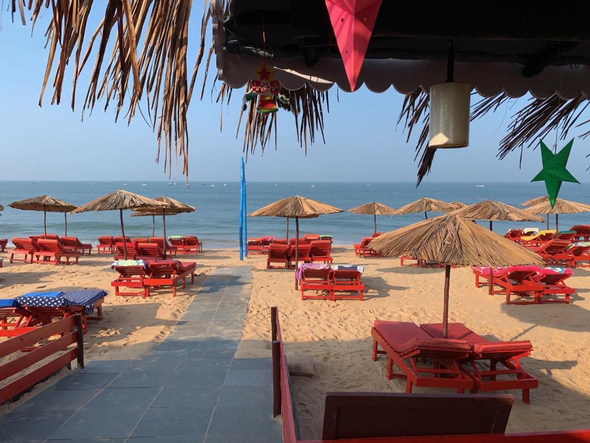 Casa Candolim Beach Front ภายนอก รูปภาพ