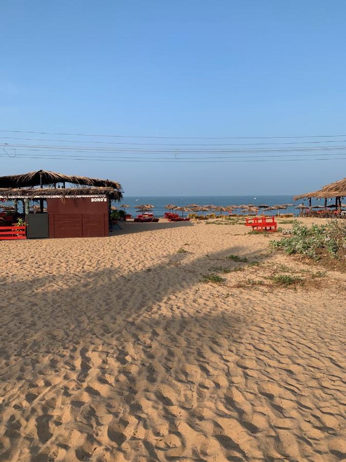 Casa Candolim Beach Front ภายนอก รูปภาพ